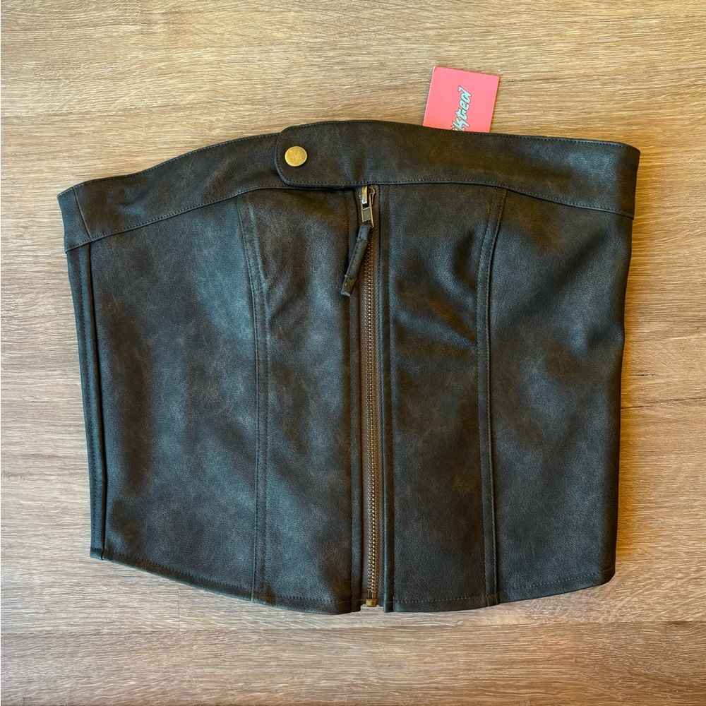 Edikted Ziva Faux Leather Corset Top